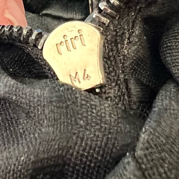 Hogan PM 15 Black Leather Side Pockets Bag - Picture 12 of 16